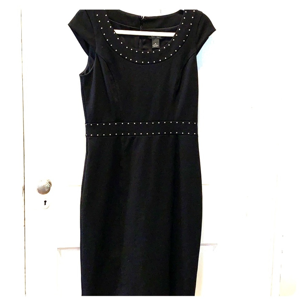 EUC White House Black Market Studded Dress Size 8